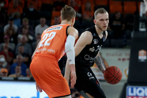 格可以形成 格可以形成