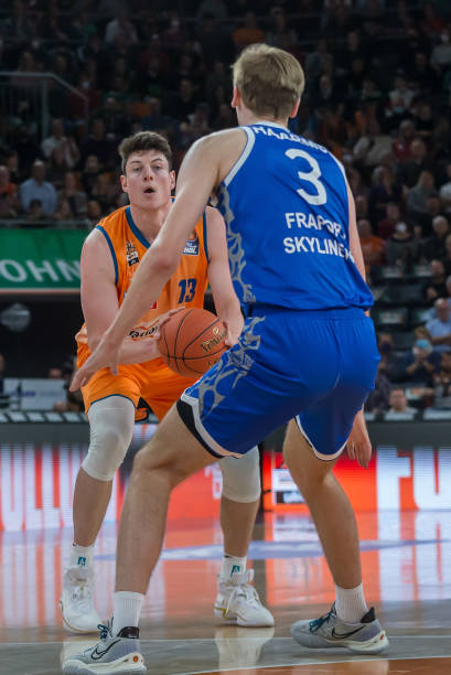 复出后的竞 复出后的竞